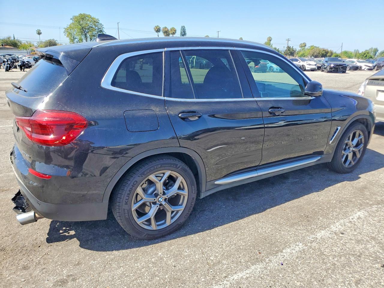 2020 BMW X3 Sdrive30I - zdjęcie 3