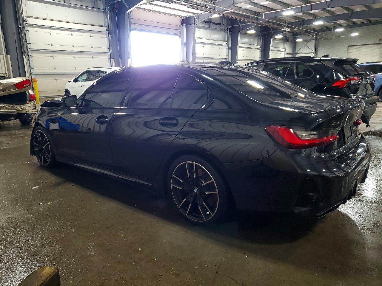BMW Seria 3 - zdjęcie 2