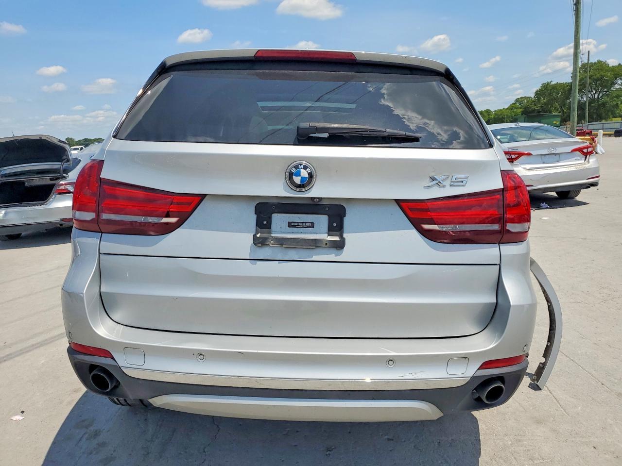 2016 BMW X5 xDrive35I - zdjęcie 6