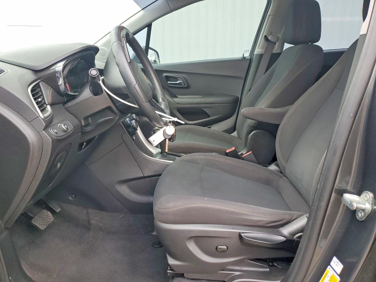 2020 Chevrolet Trax Ls - zdjęcie 7