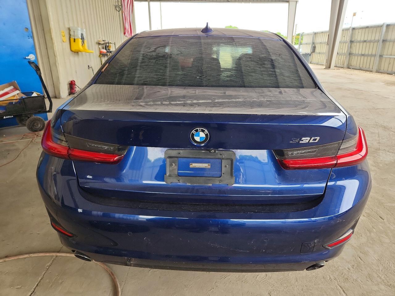 2020 BMW 330I - zdjęcie 6