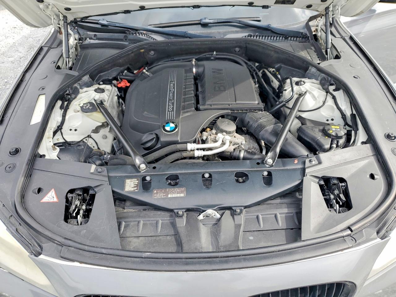 2015 BMW 740 Li - zdjęcie 11