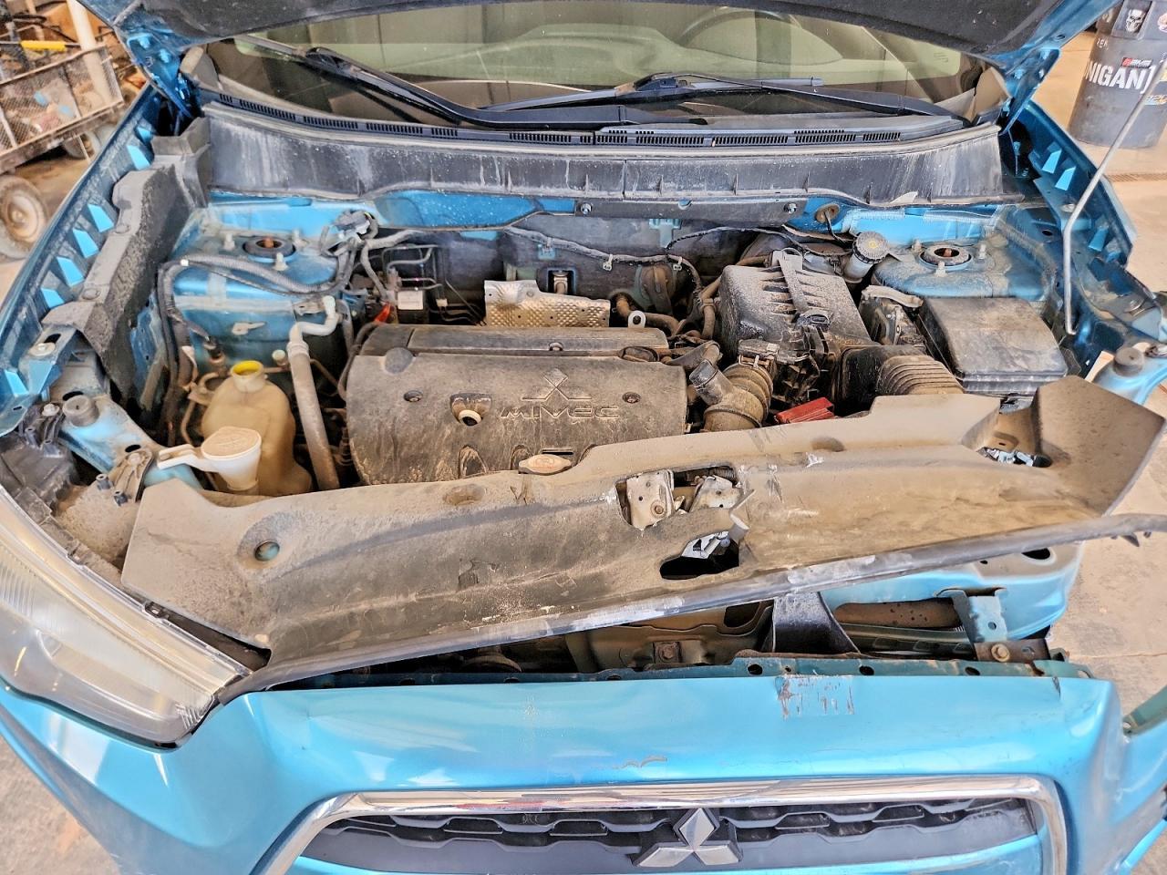 2013 Mitsubishi Outlander Sport Es - zdjęcie 12