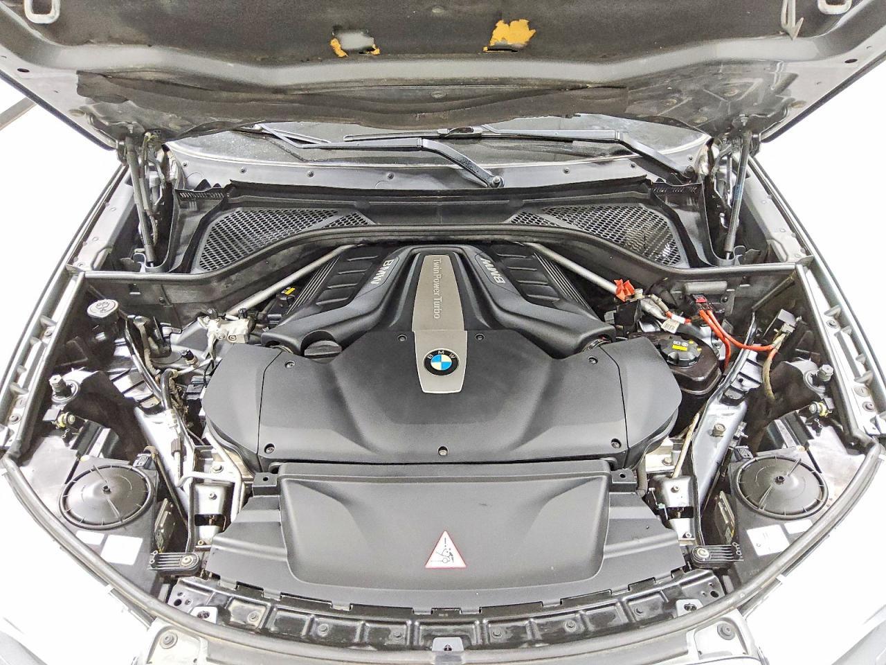 2015 BMW X5 xDrive50I - zdjęcie 12
