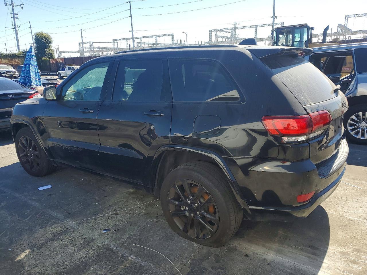 2022 Jeep Gand Chero - zdjęcie 2
