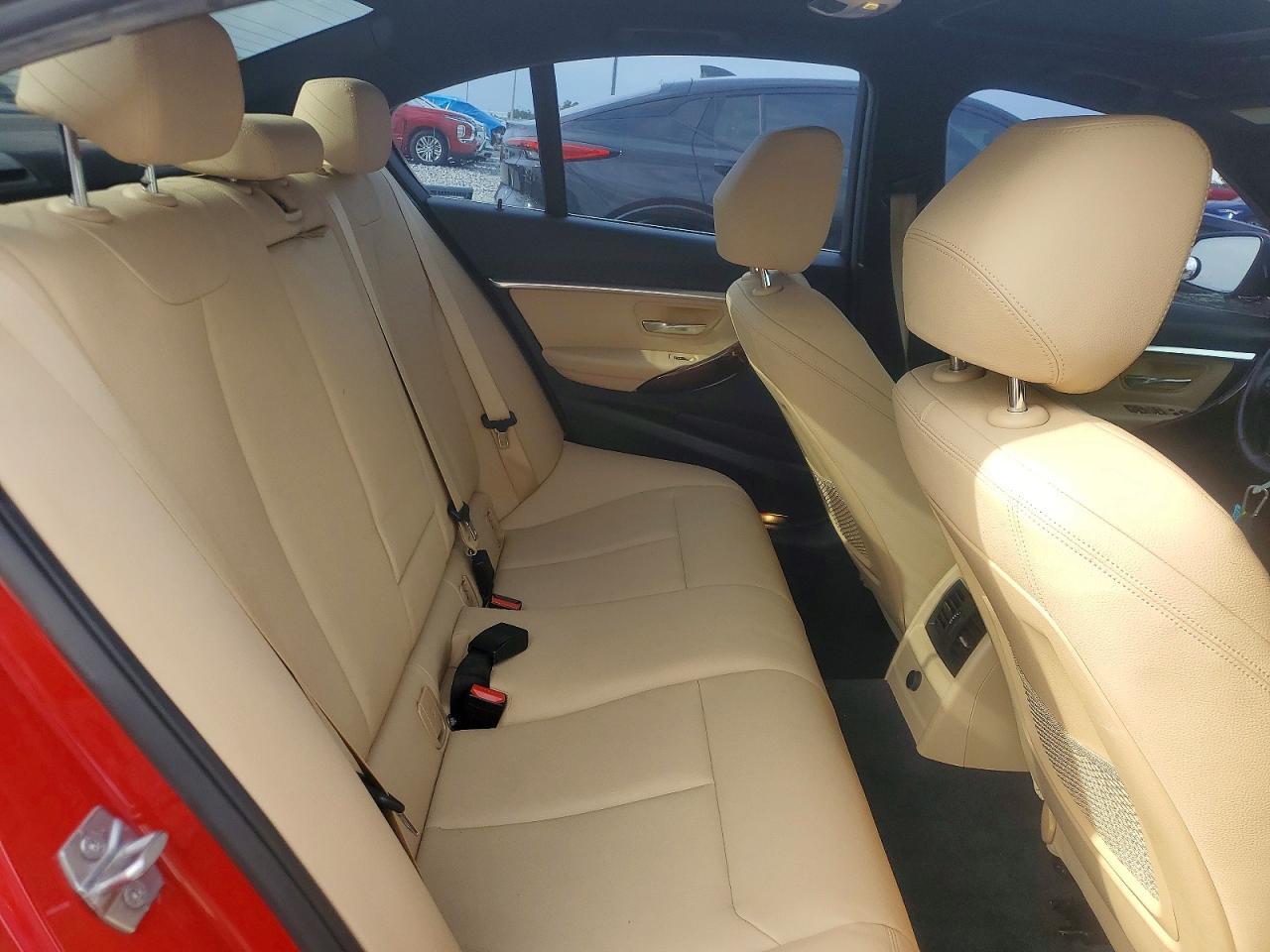 2017 BMW 330 I - zdjęcie 10
