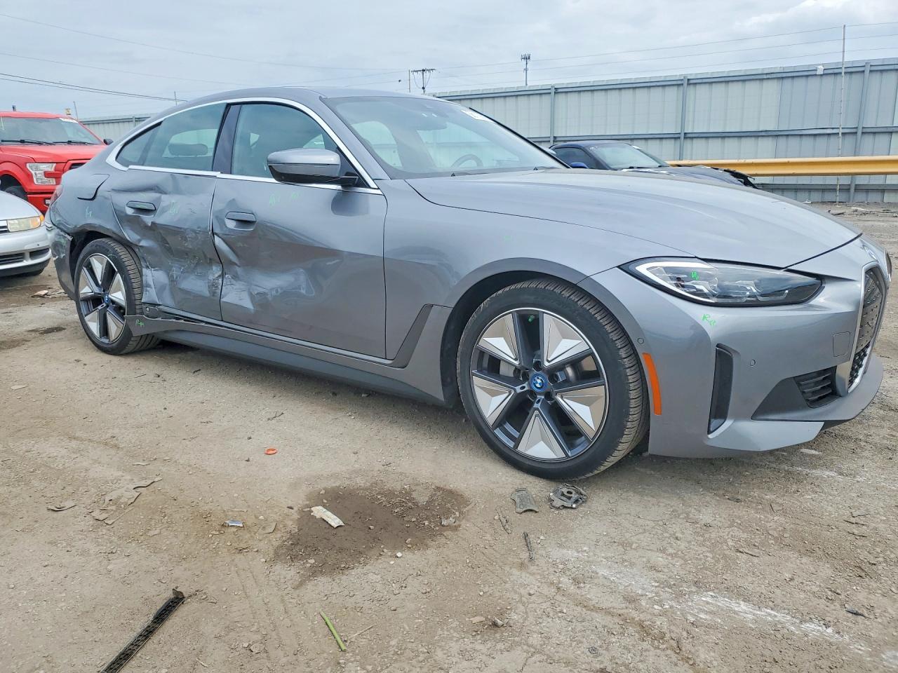2024 BMW I4 xDrive 40 - zdjęcie 4