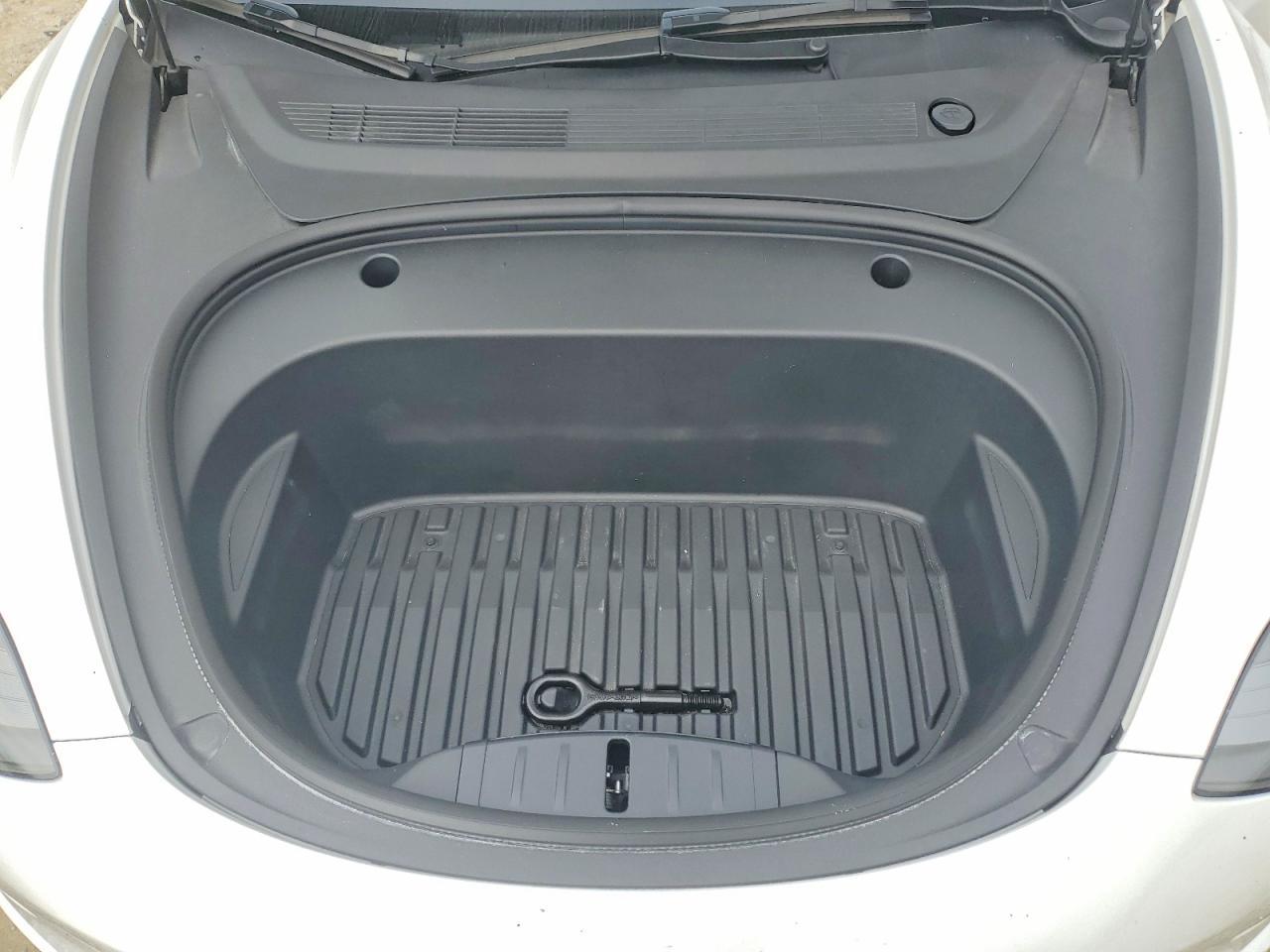 2023 Tesla Model 3 - zdjęcie 11