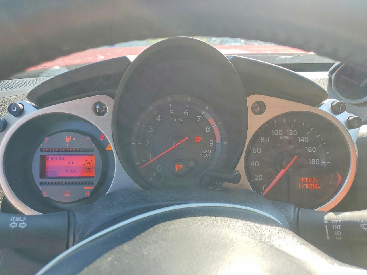 2018 Nissan 370Z Base - zdjęcie 9