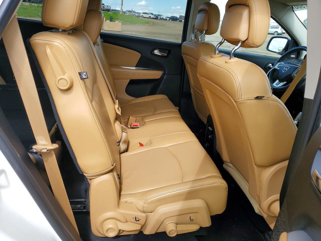 2014 Dodge Journey R/T - zdjęcie 11