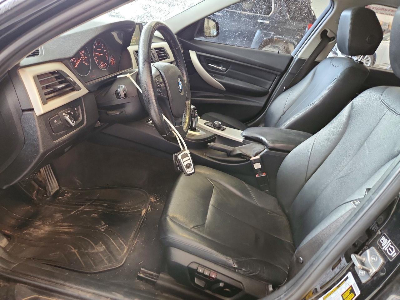 2014 BMW 320 I xDrive - zdjęcie 7