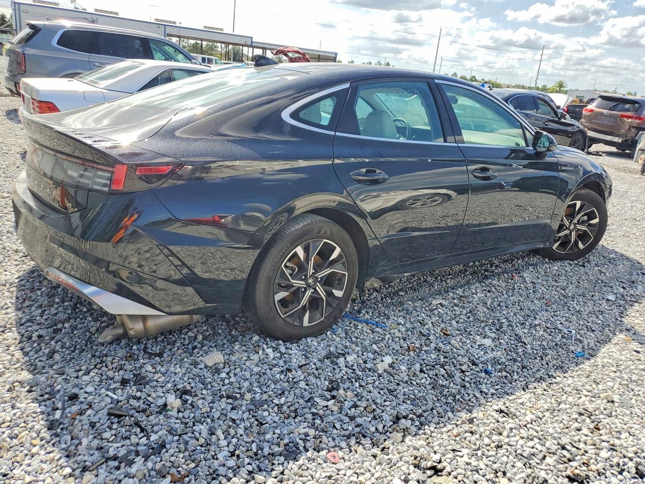 2025 Hyundai Sonata Sel - zdjęcie 3