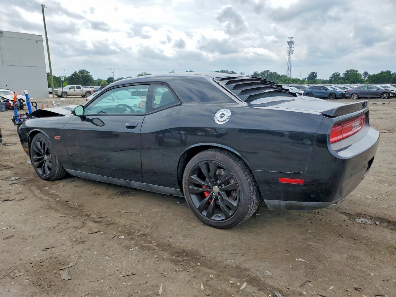 Dodge Challenger - zdjęcie 2