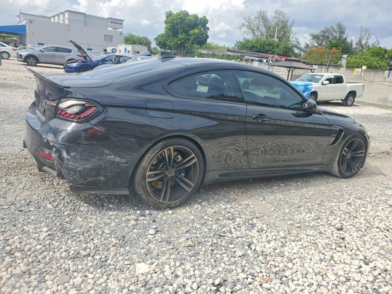2018 BMW M4 - zdjęcie 3