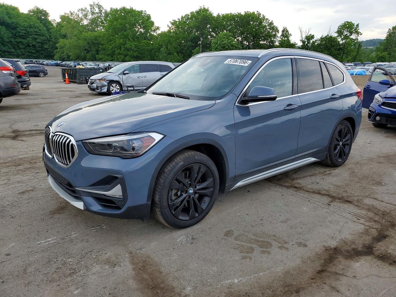 2020 BMW X1 xDrive28I - zdjęcie główne