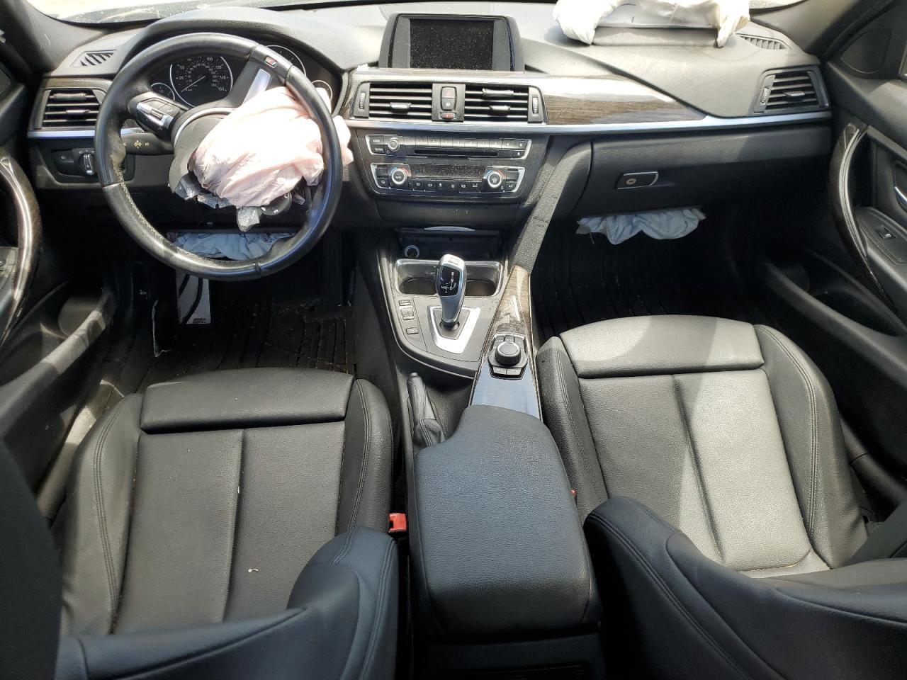 2015 BMW 328 I - zdjęcie 8