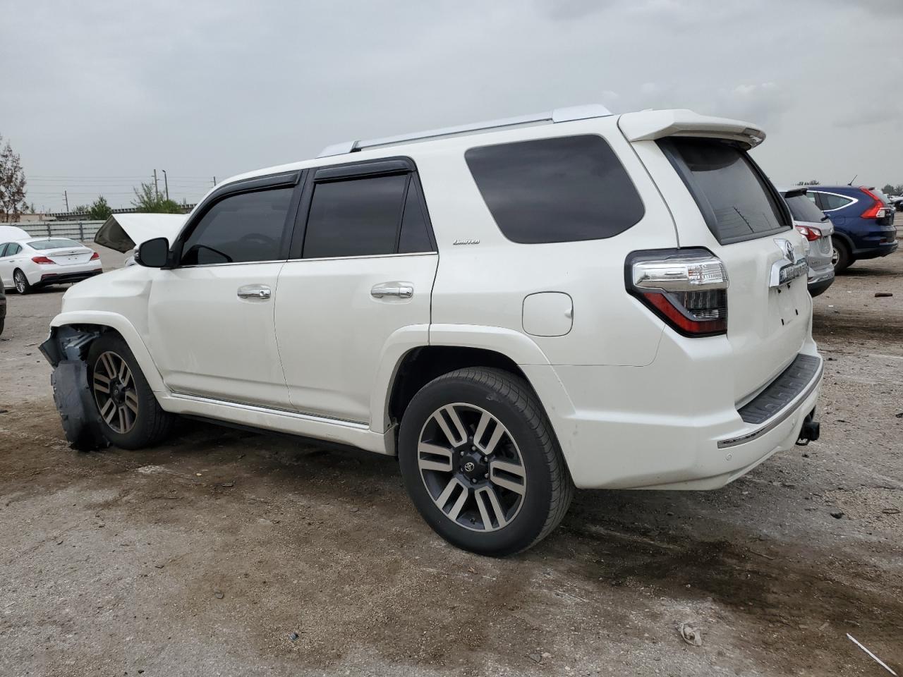 2016 Toyota 4Runner Sr5 - zdjęcie 2