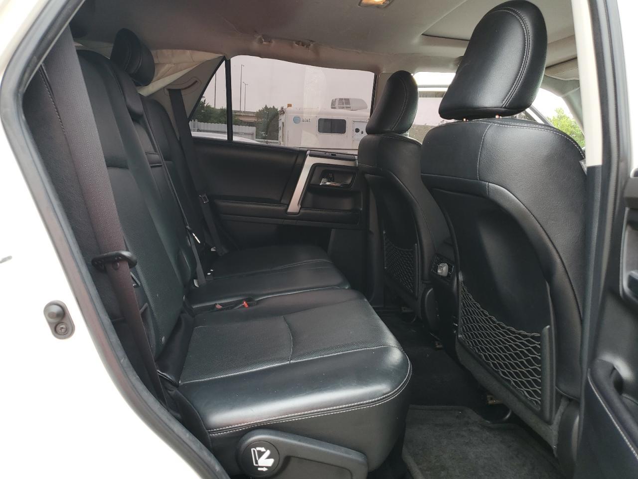 2016 Toyota 4Runner Sr5 - zdjęcie 12