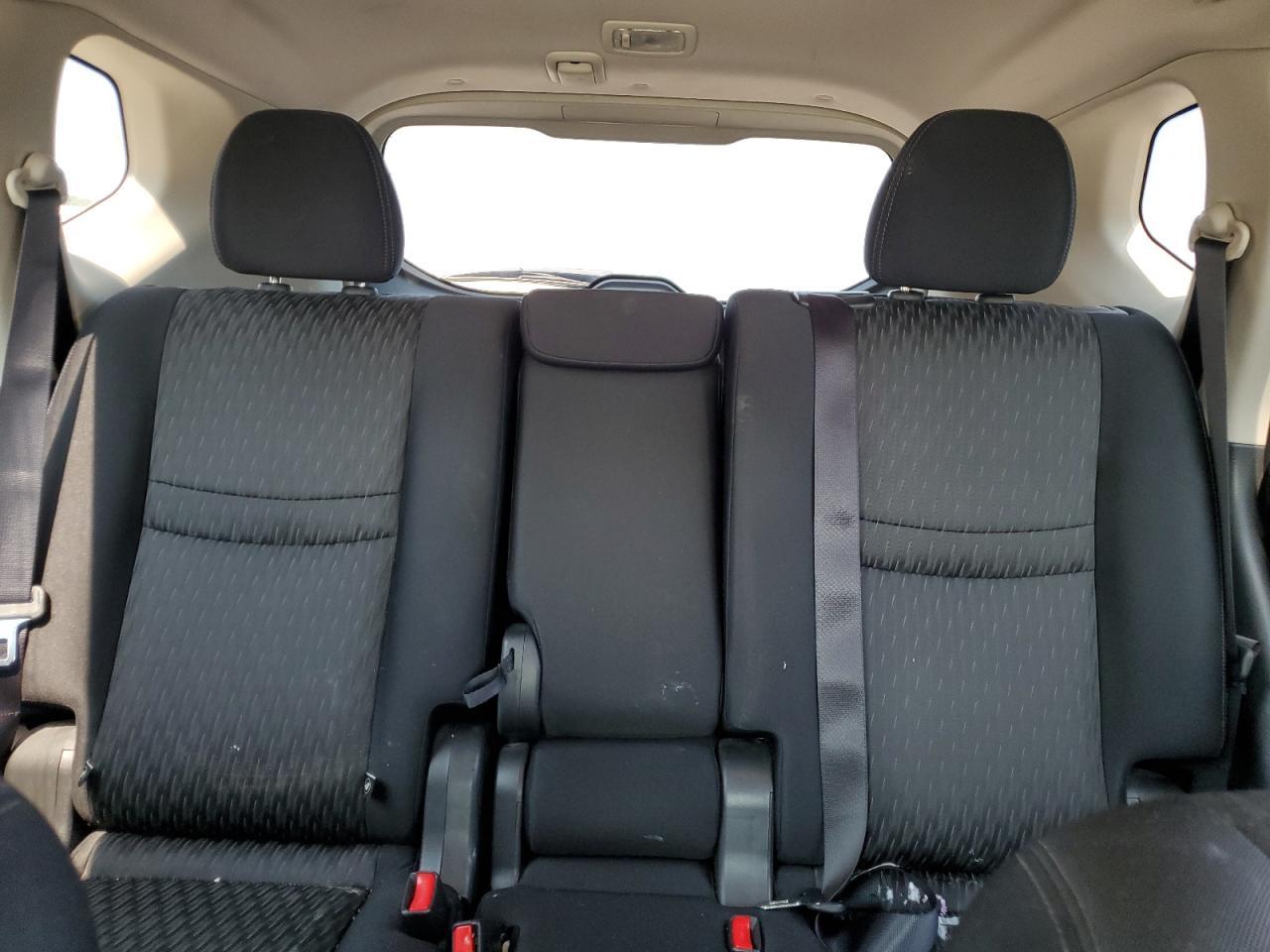 2017 Nissan Rogue S - zdjęcie 10