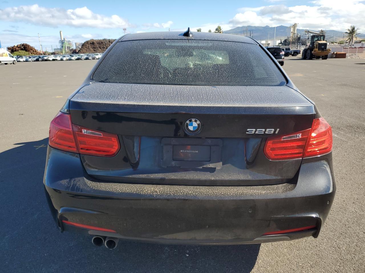 2015 BMW 328 I - zdjęcie 6