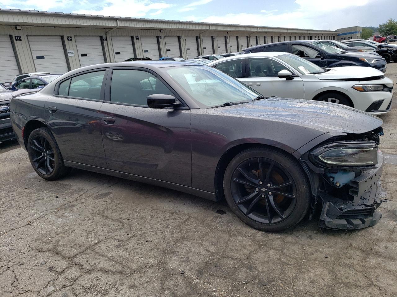 2018 Dodge Charger Sxt - zdjęcie 4