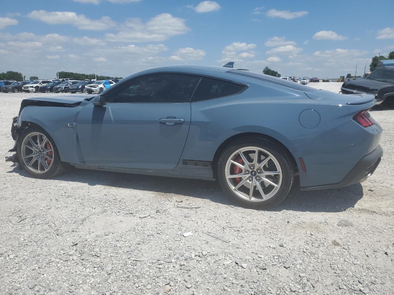 2024 Ford Mustang Gt - zdjęcie 2