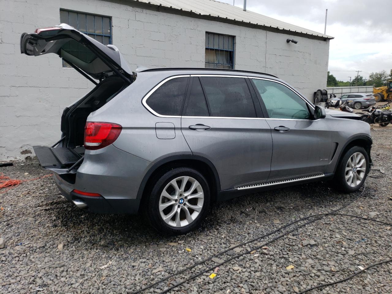 2016 BMW X5 xDrive35I - zdjęcie 3