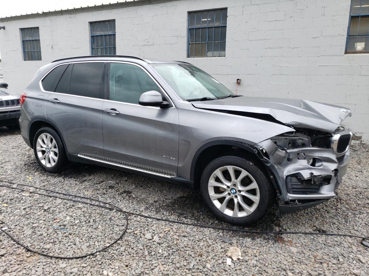 2016 BMW X5 xDrive35I - zdjęcie 4