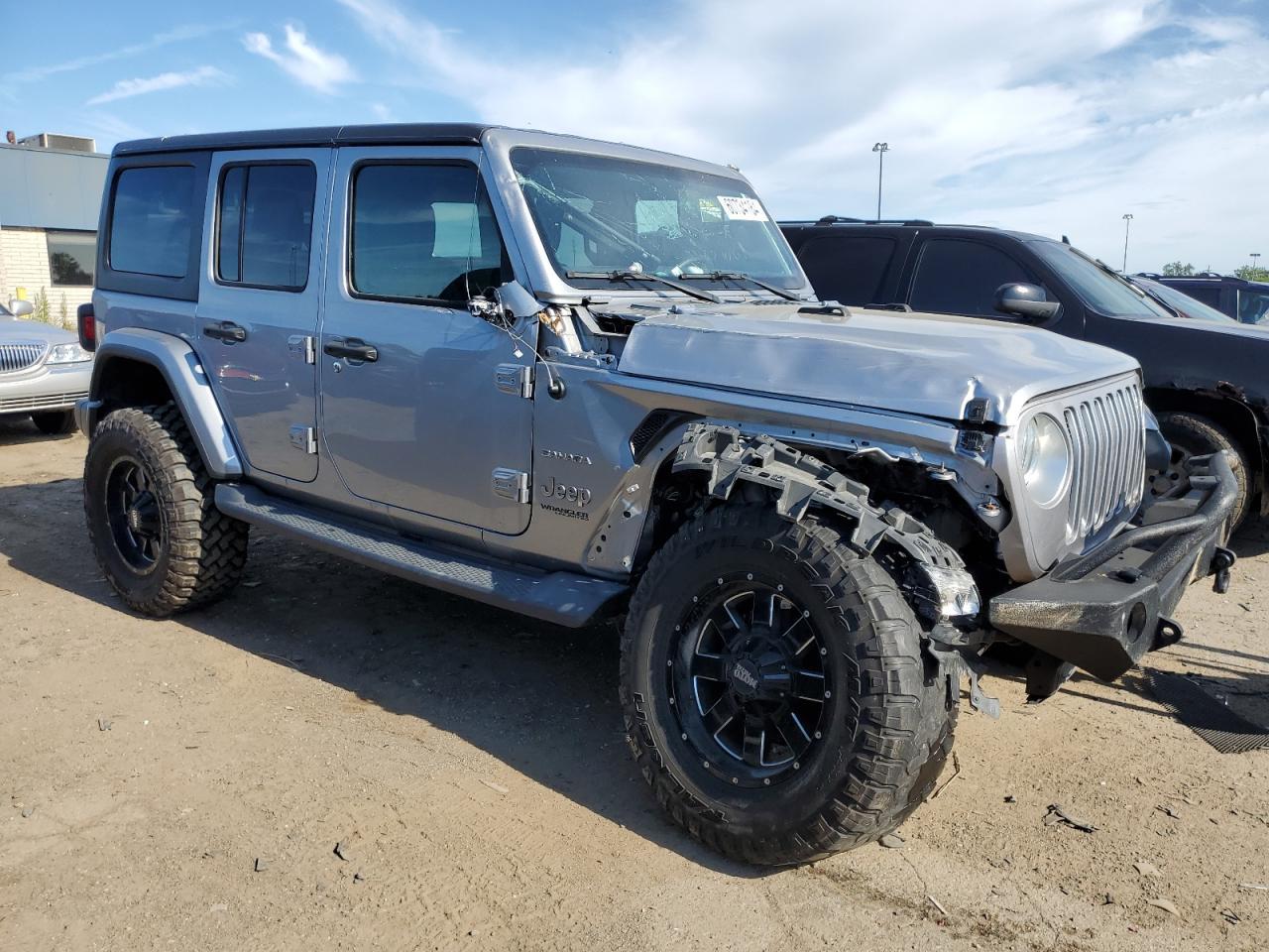 2018 Jeep Wrangler Unlimited Sahara - zdjęcie 4
