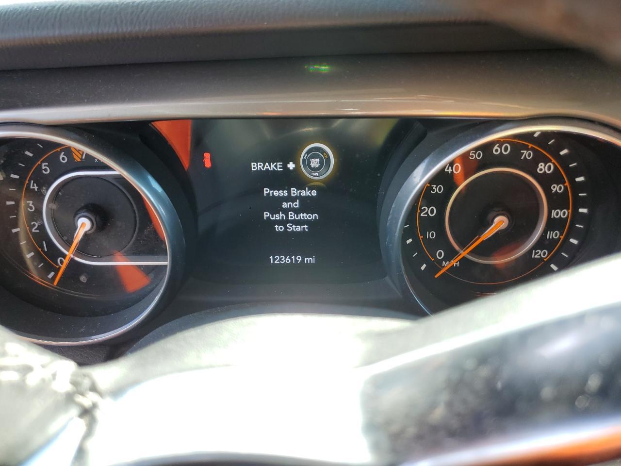 2018 Jeep Wrangler Unlimited Sahara - zdjęcie 9