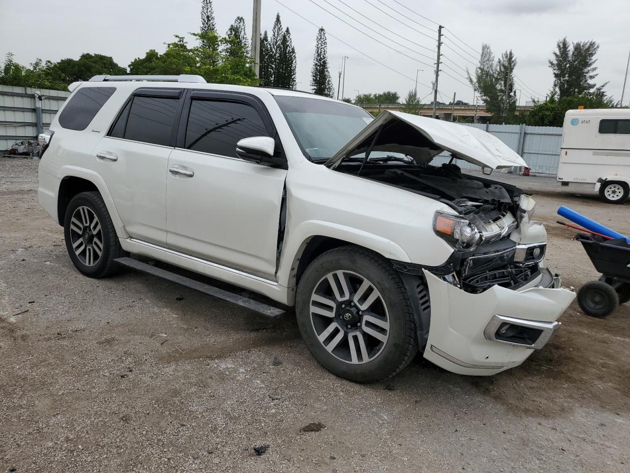 2016 Toyota 4Runner Sr5 - zdjęcie 4