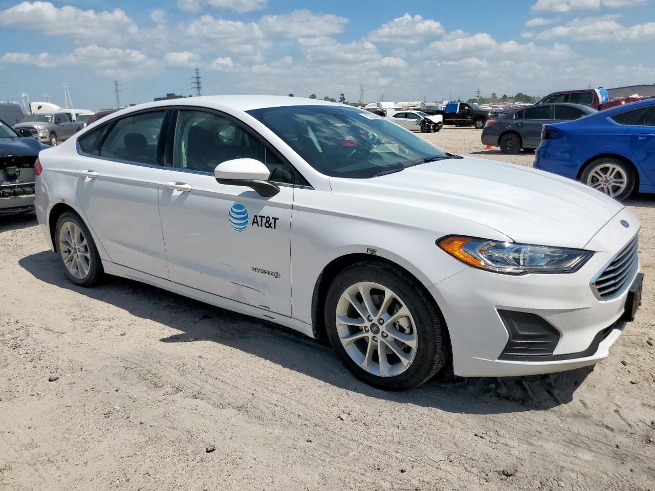 2019 Ford Fusion Se - zdjęcie 4