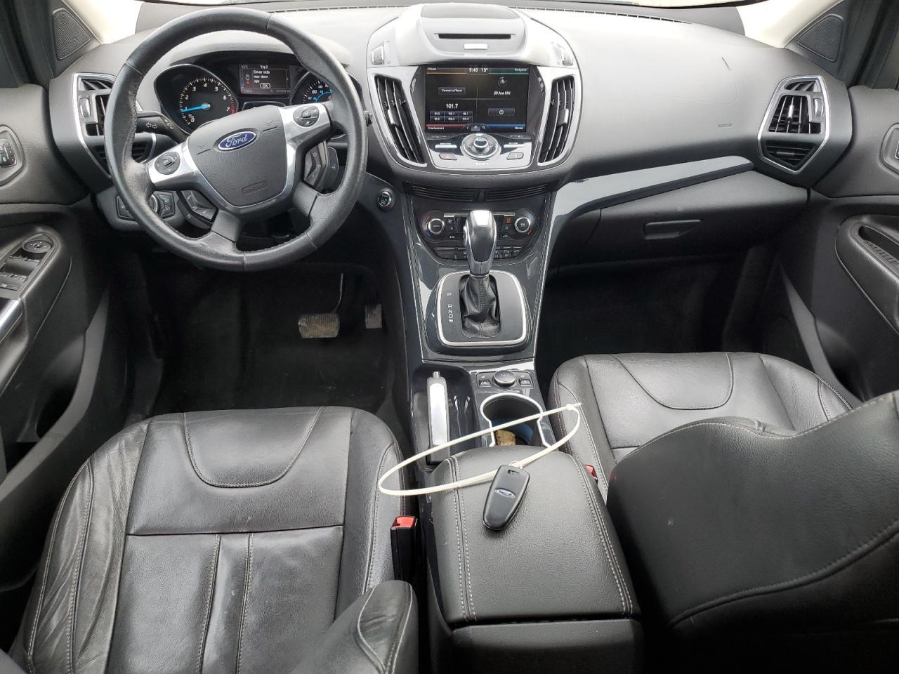 2013 Ford Escape Titanium - zdjęcie 8