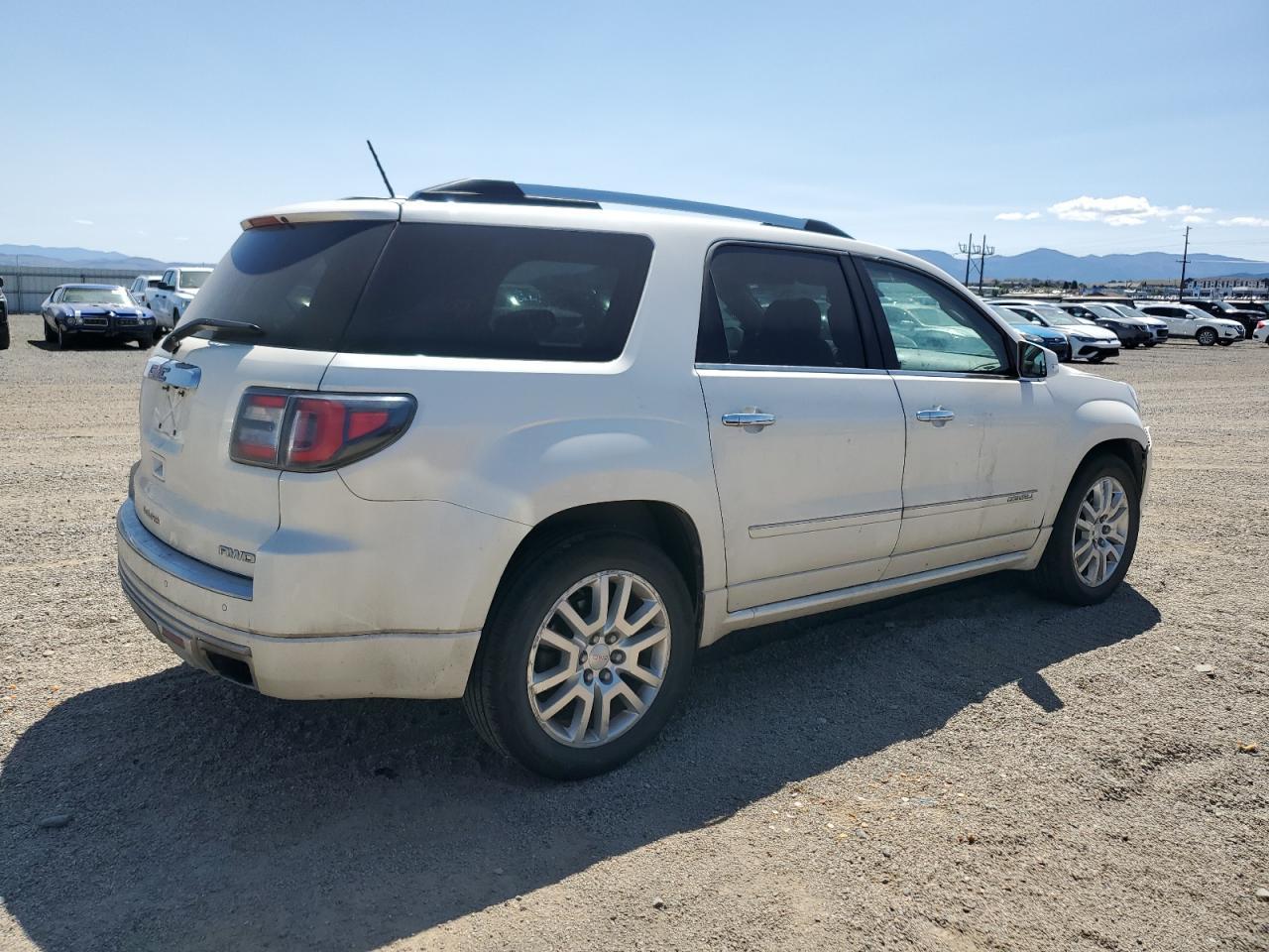 2015 GMC Acadia Denali - zdjęcie 3