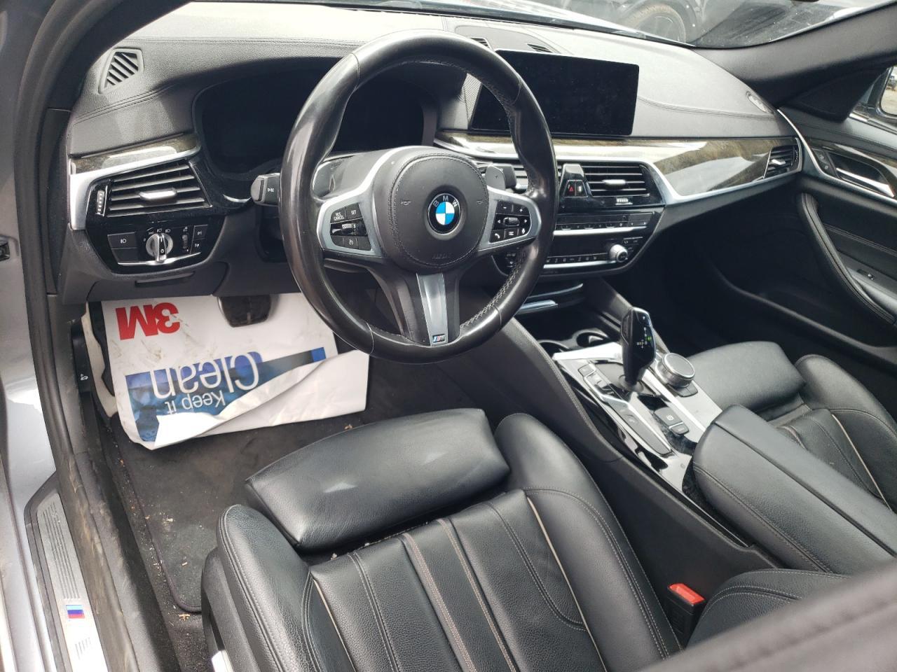 2020 BMW 530E - zdjęcie 8
