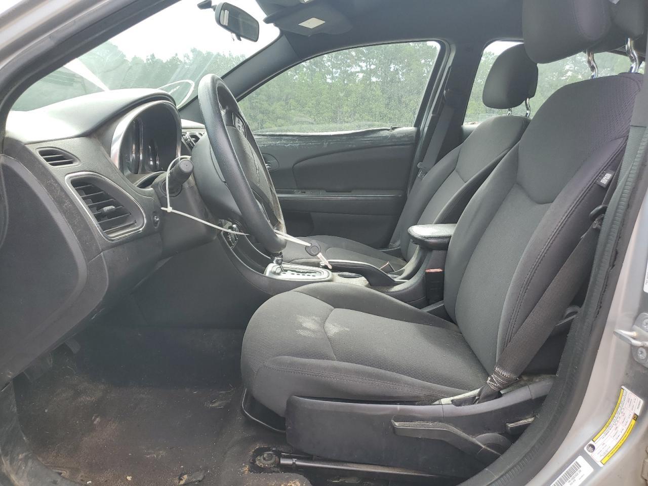 2014 Chrysler 200 Lx - zdjęcie 7