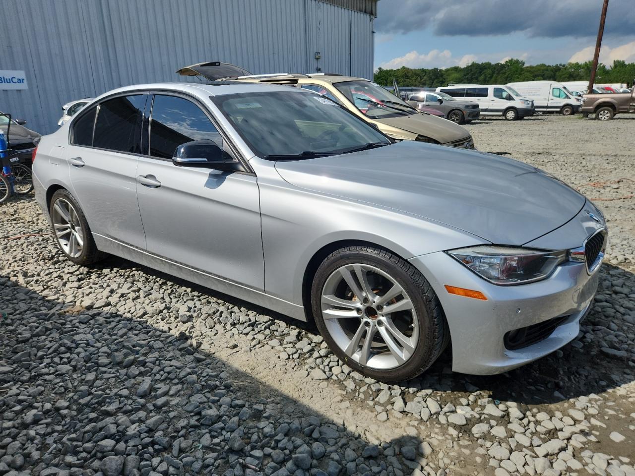 2015 BMW 328 I - zdjęcie 4