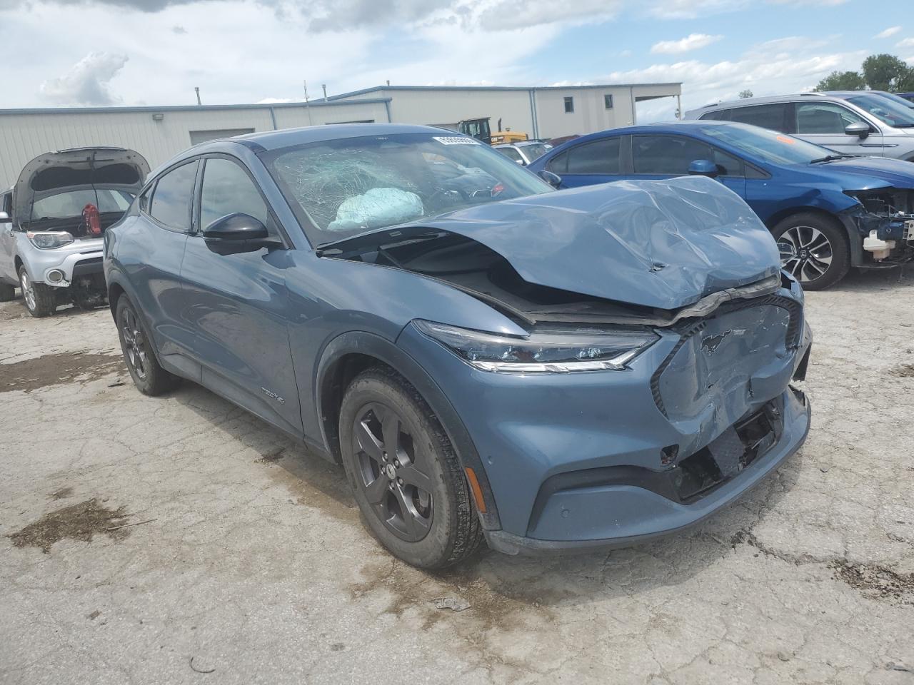 2023 Ford Mustang Mach-E Select - zdjęcie 4