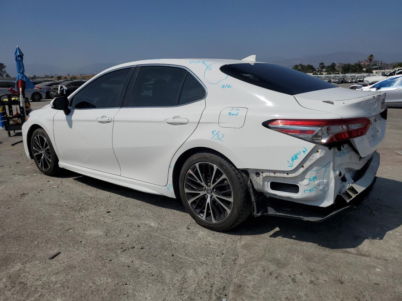 2019 Toyota Camry L - zdjęcie 2