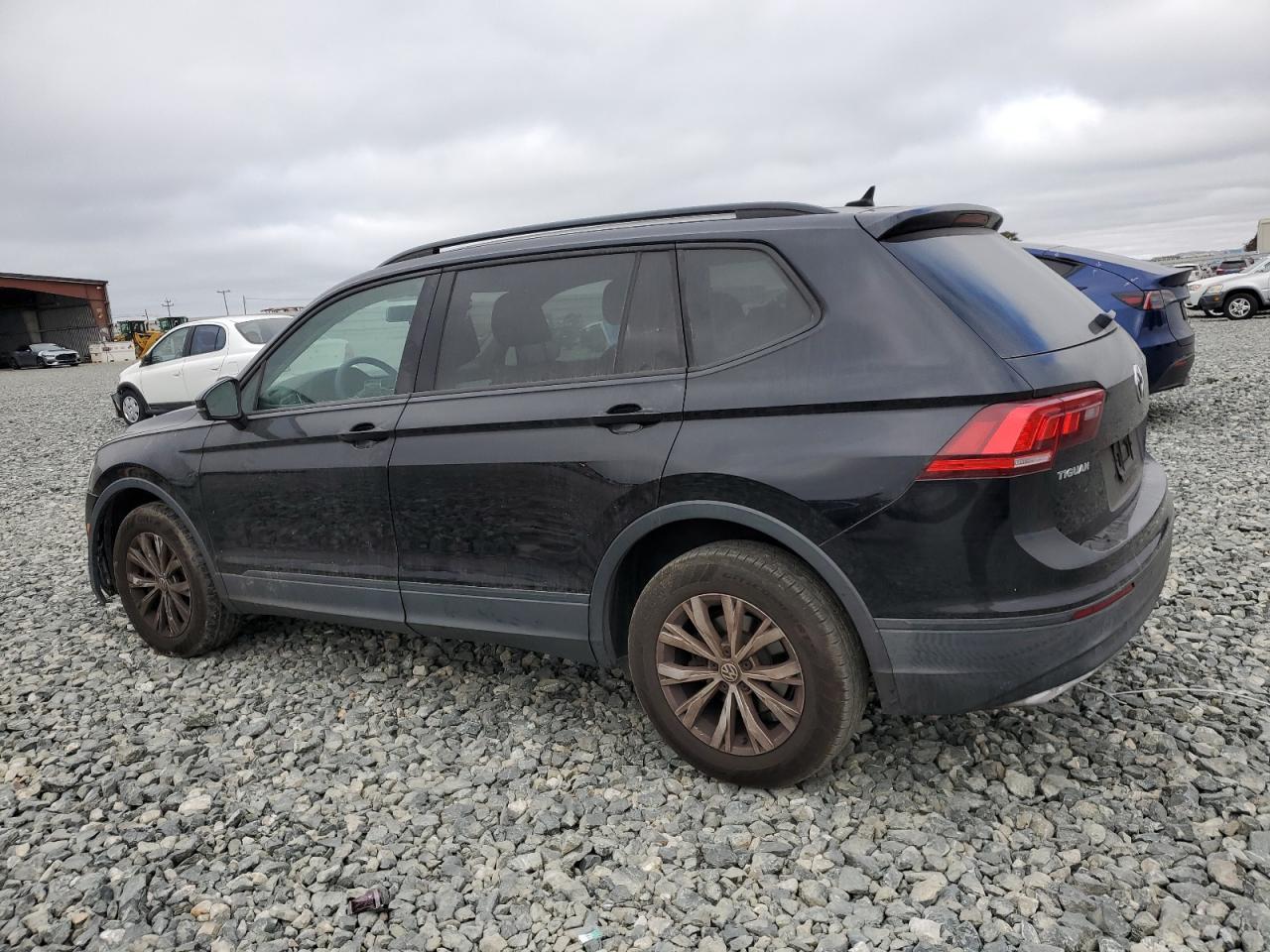 2020 Volkswagen Tiguan S - zdjęcie 2