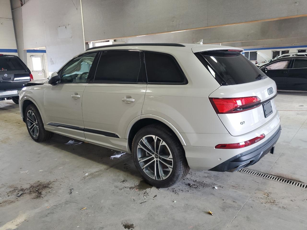 2025 Audi Q7 Premium Plus - zdjęcie 2