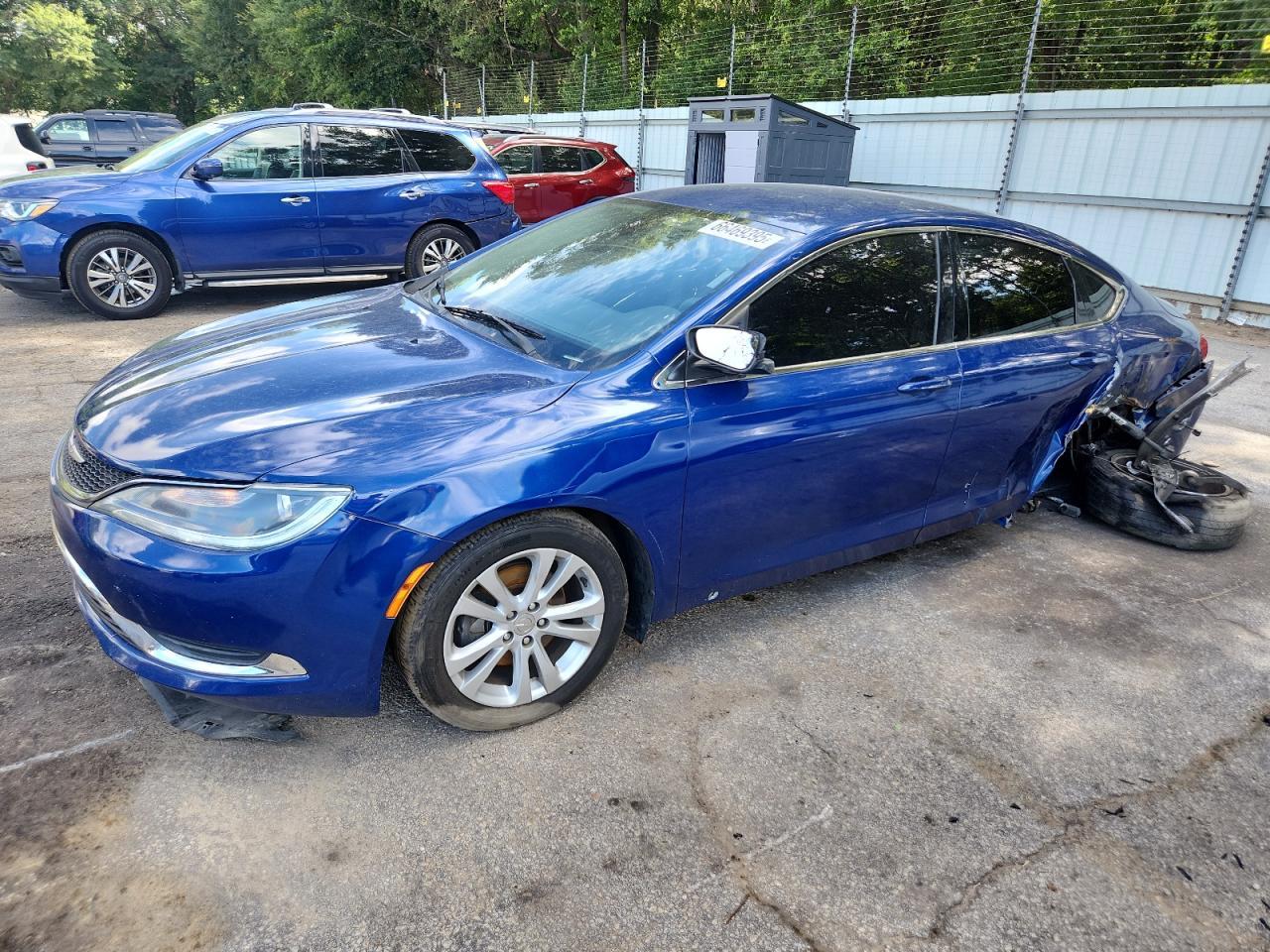 2015 Chrysler 200 Limited - zdjęcie główne