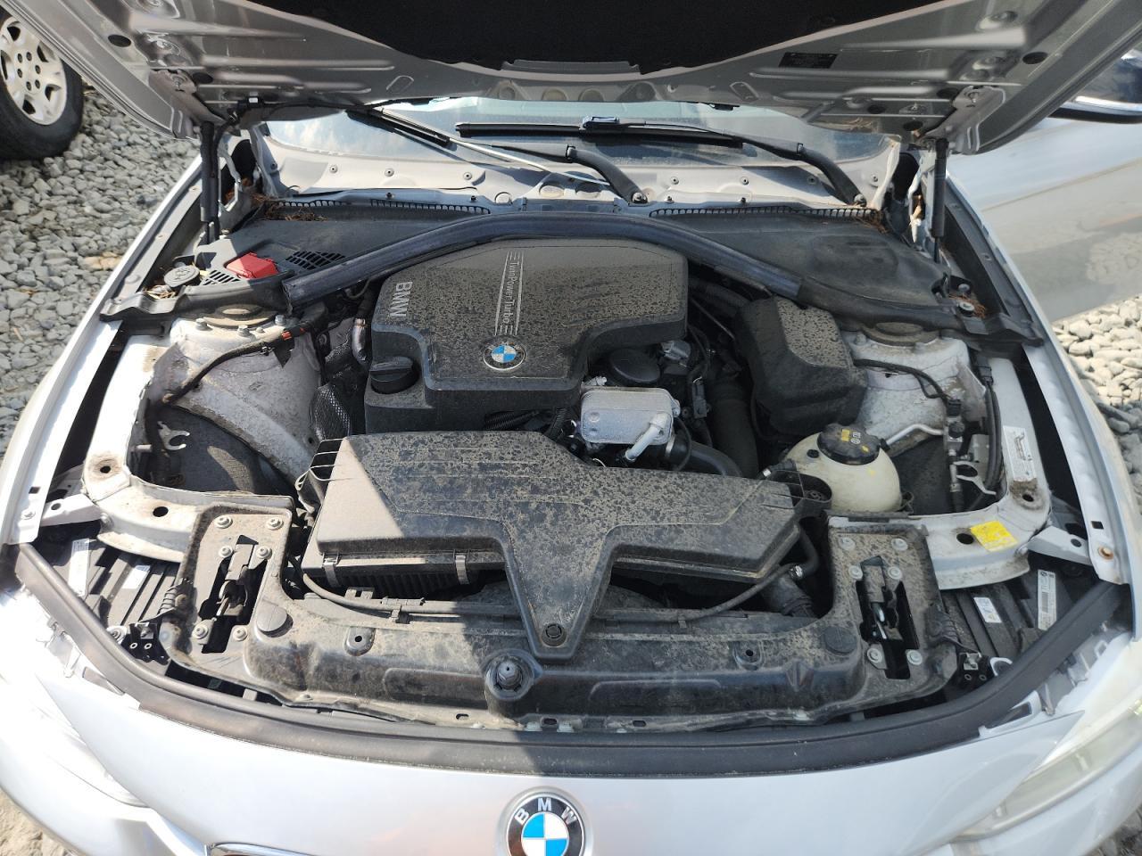 2015 BMW 328 I - zdjęcie 11