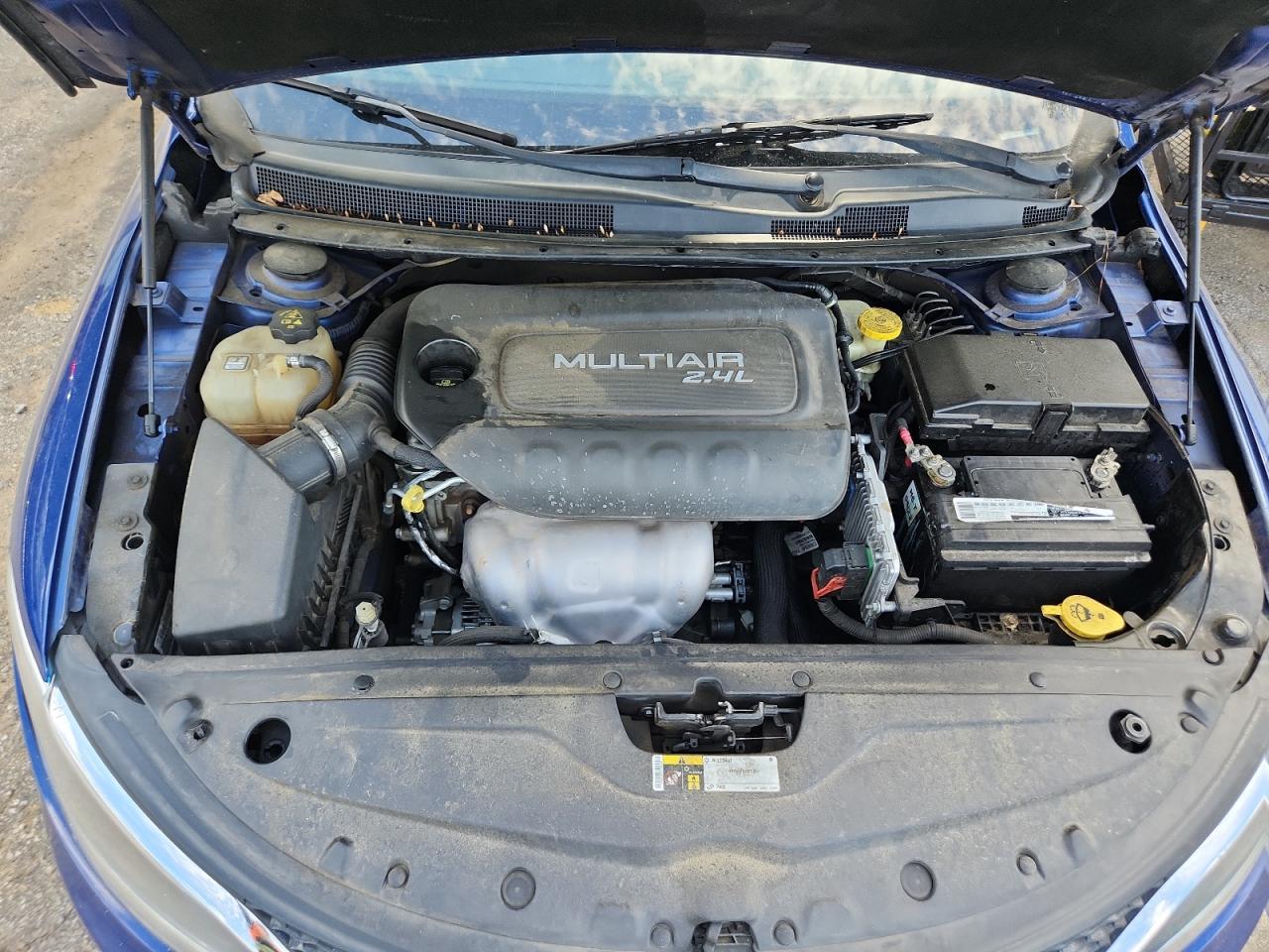 2015 Chrysler 200 Limited - zdjęcie 11