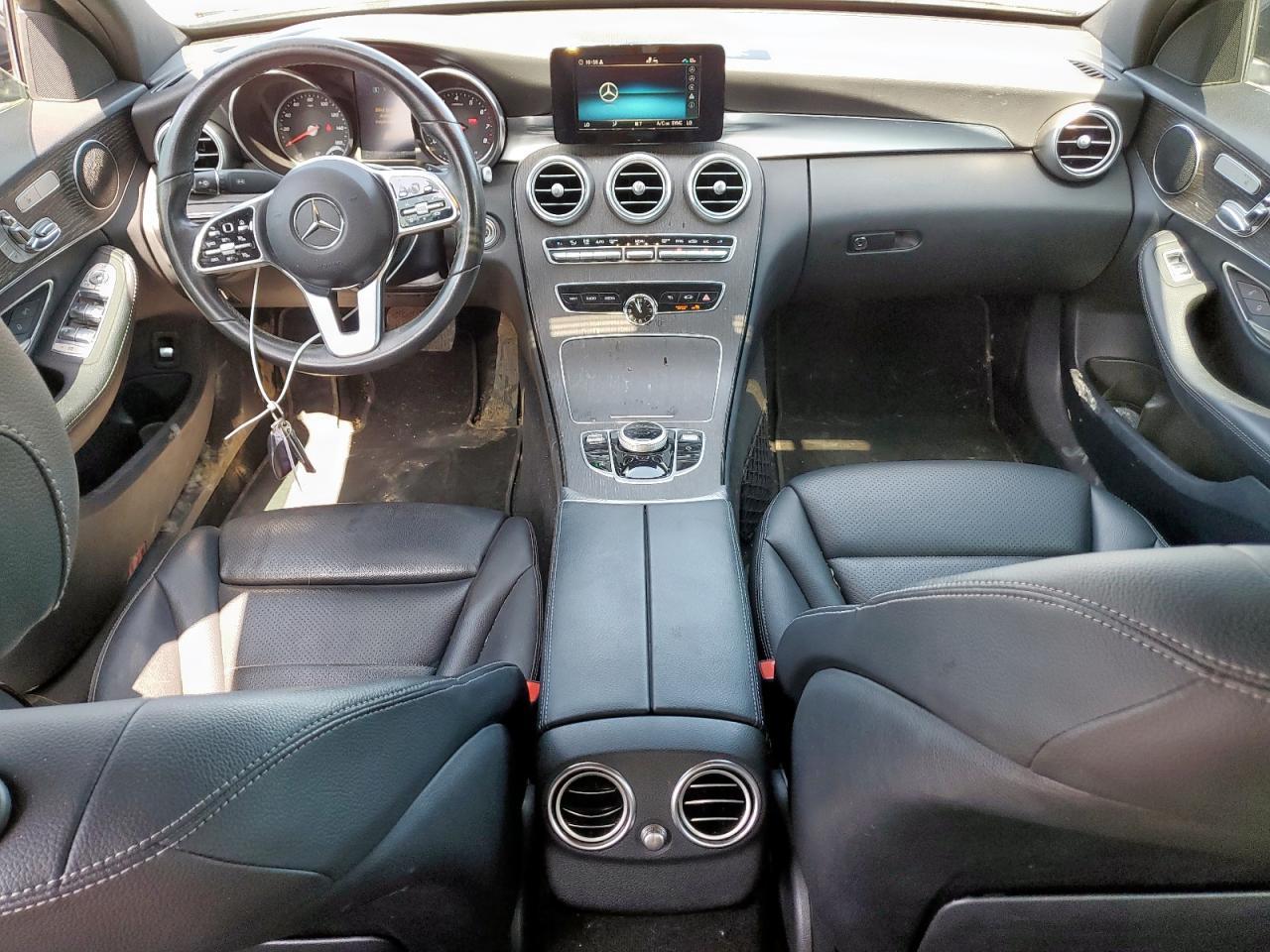 2019 Mercedes-Benz C 300 - zdjęcie 8