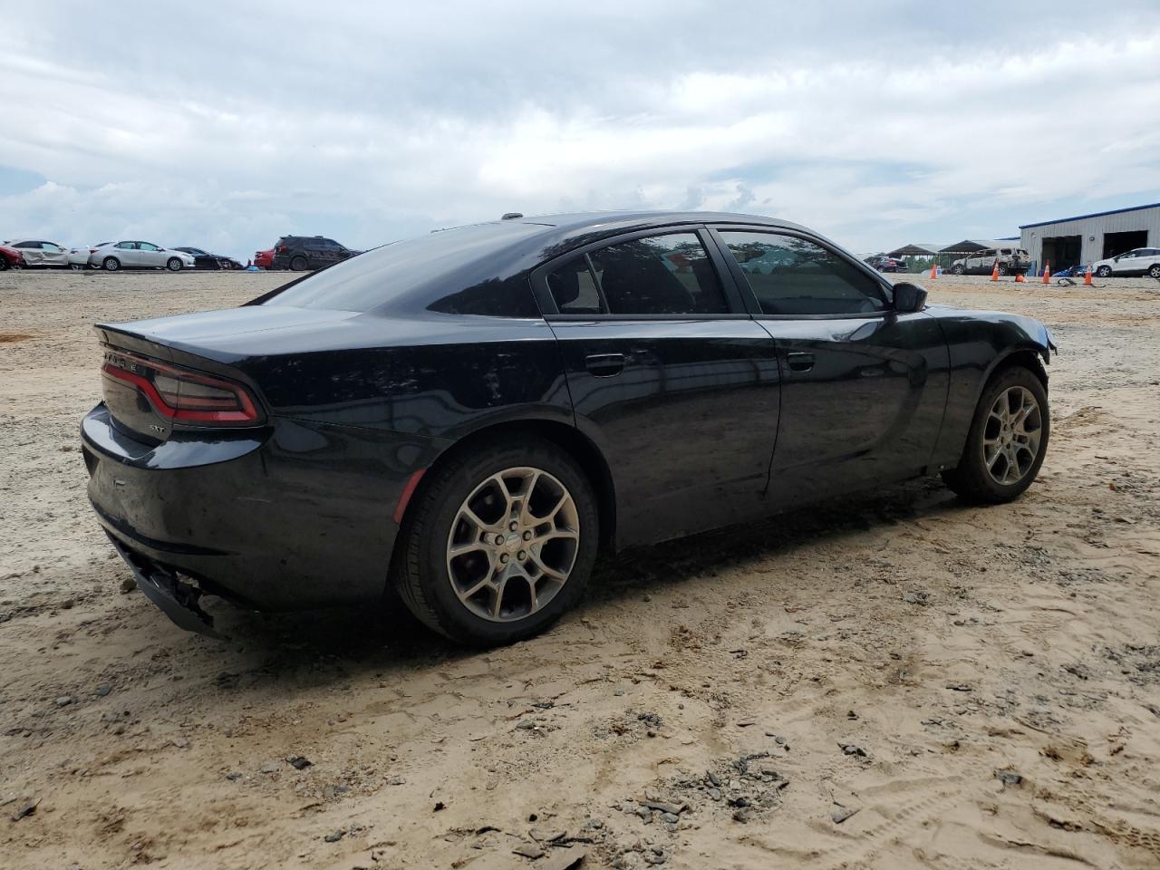 2015 Dodge Charger Sxt - zdjęcie 3