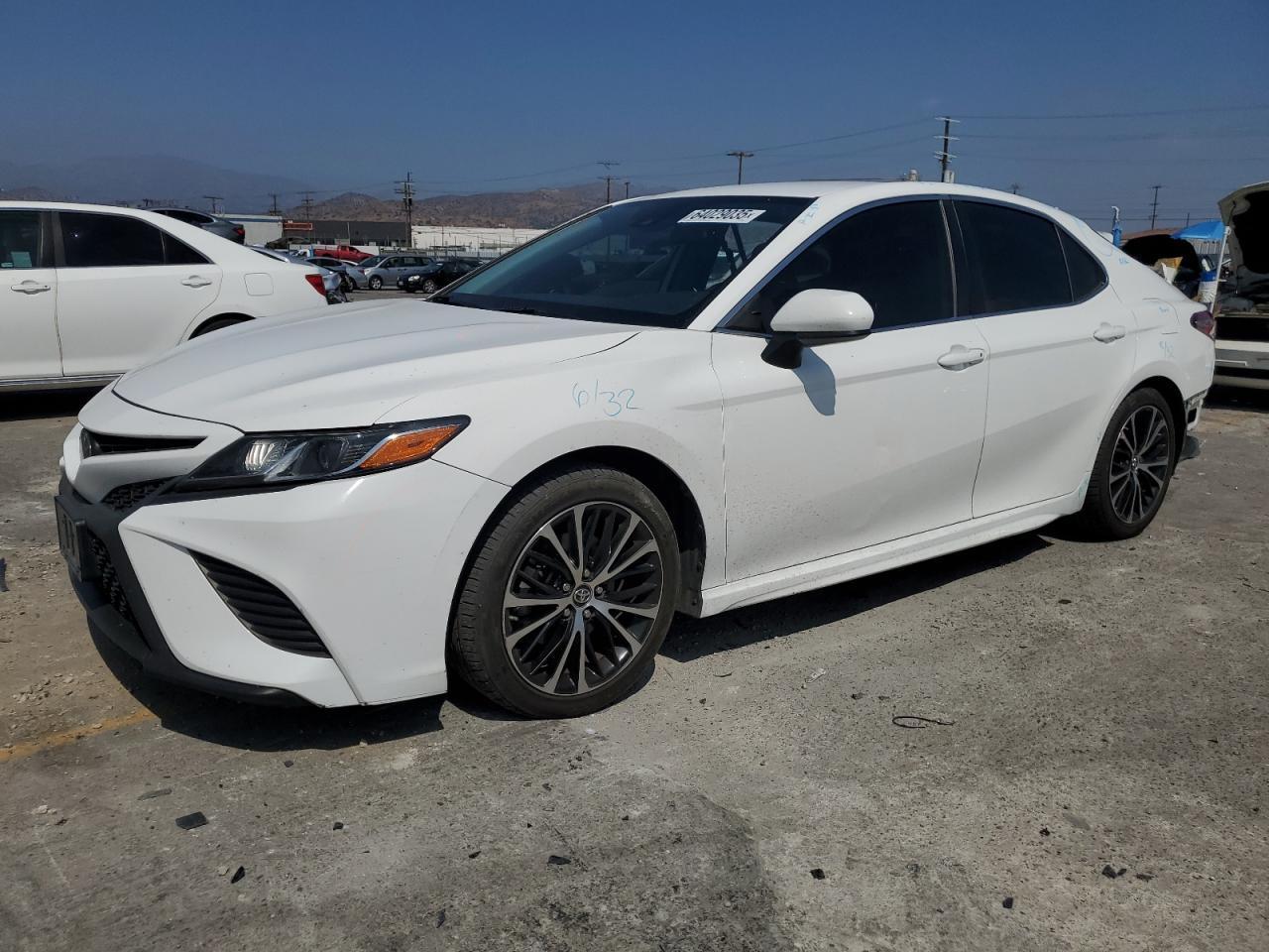 2019 Toyota Camry L - zdjęcie główne