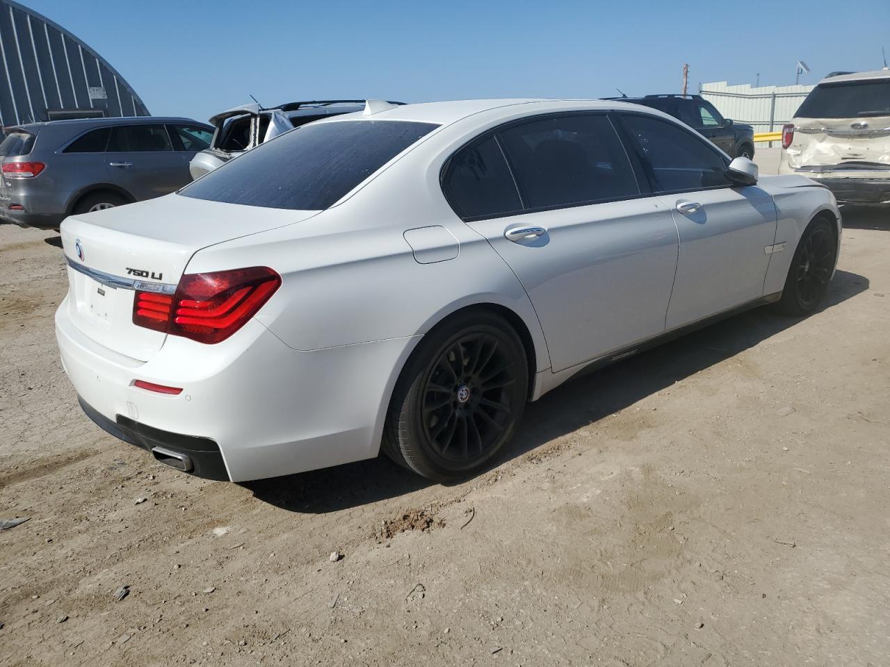 2014 BMW 750 Lxi - zdjęcie 3