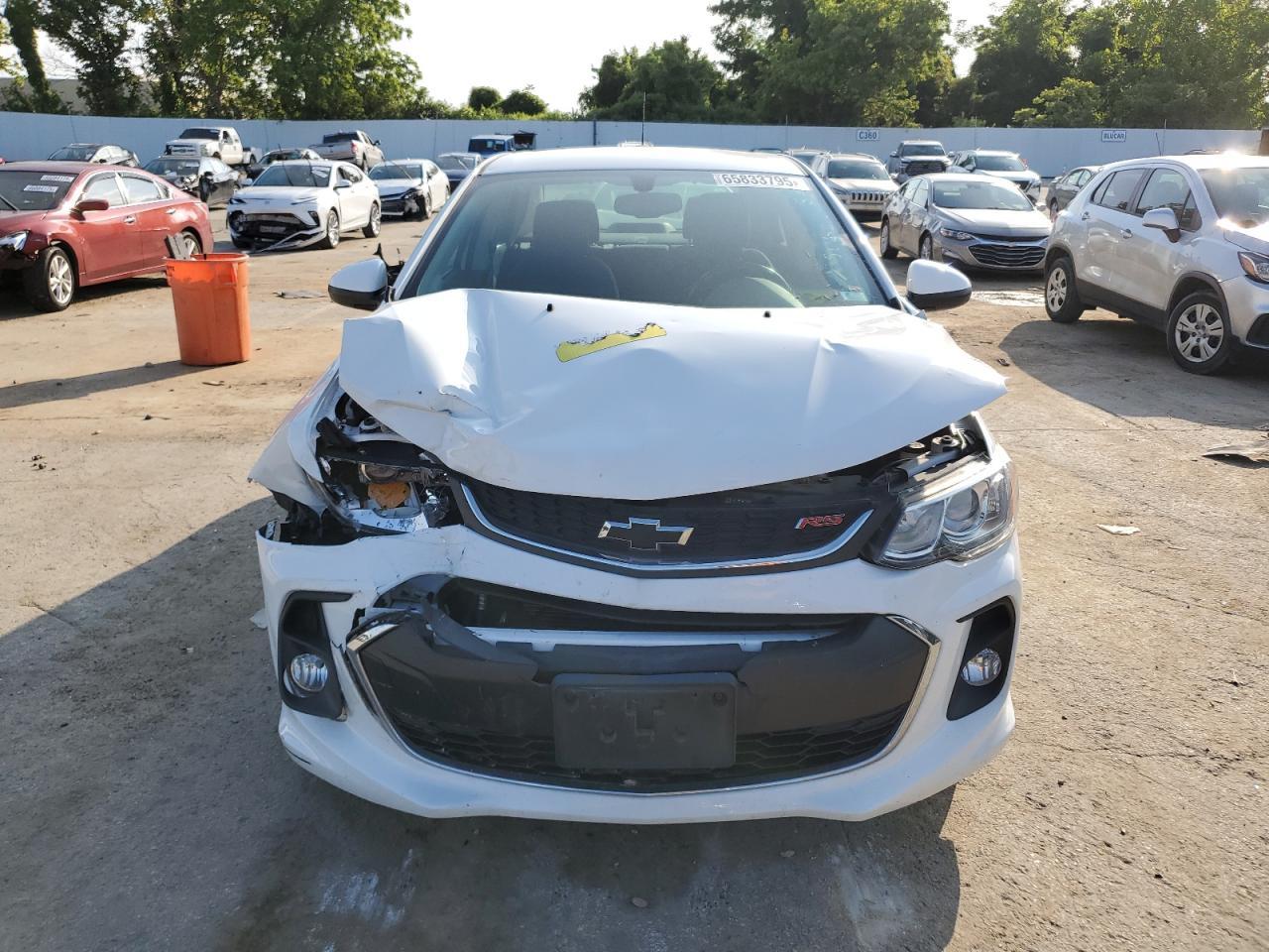 2018 Chevrolet Sonic Lt - zdjęcie 5