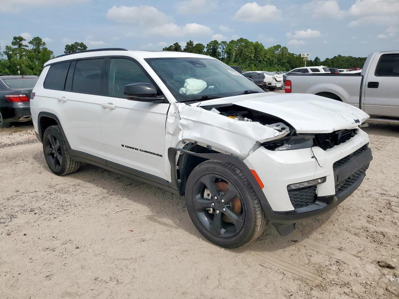 2023 Jeep Grand Cherokee L Limited - zdjęcie 4